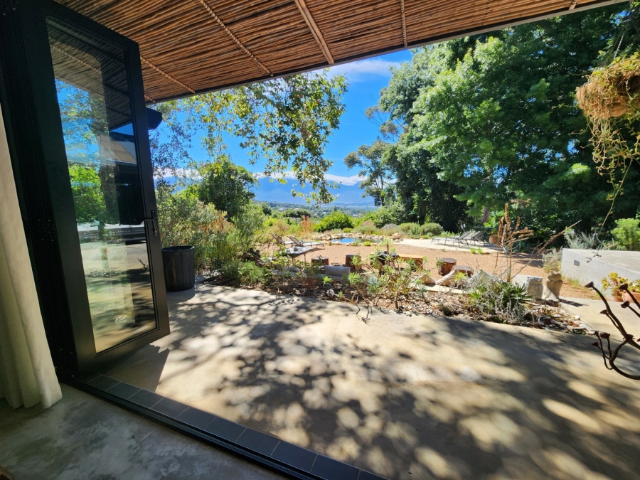 To Let 3 Bedroom Property for Rent in La Concorde Western Cape